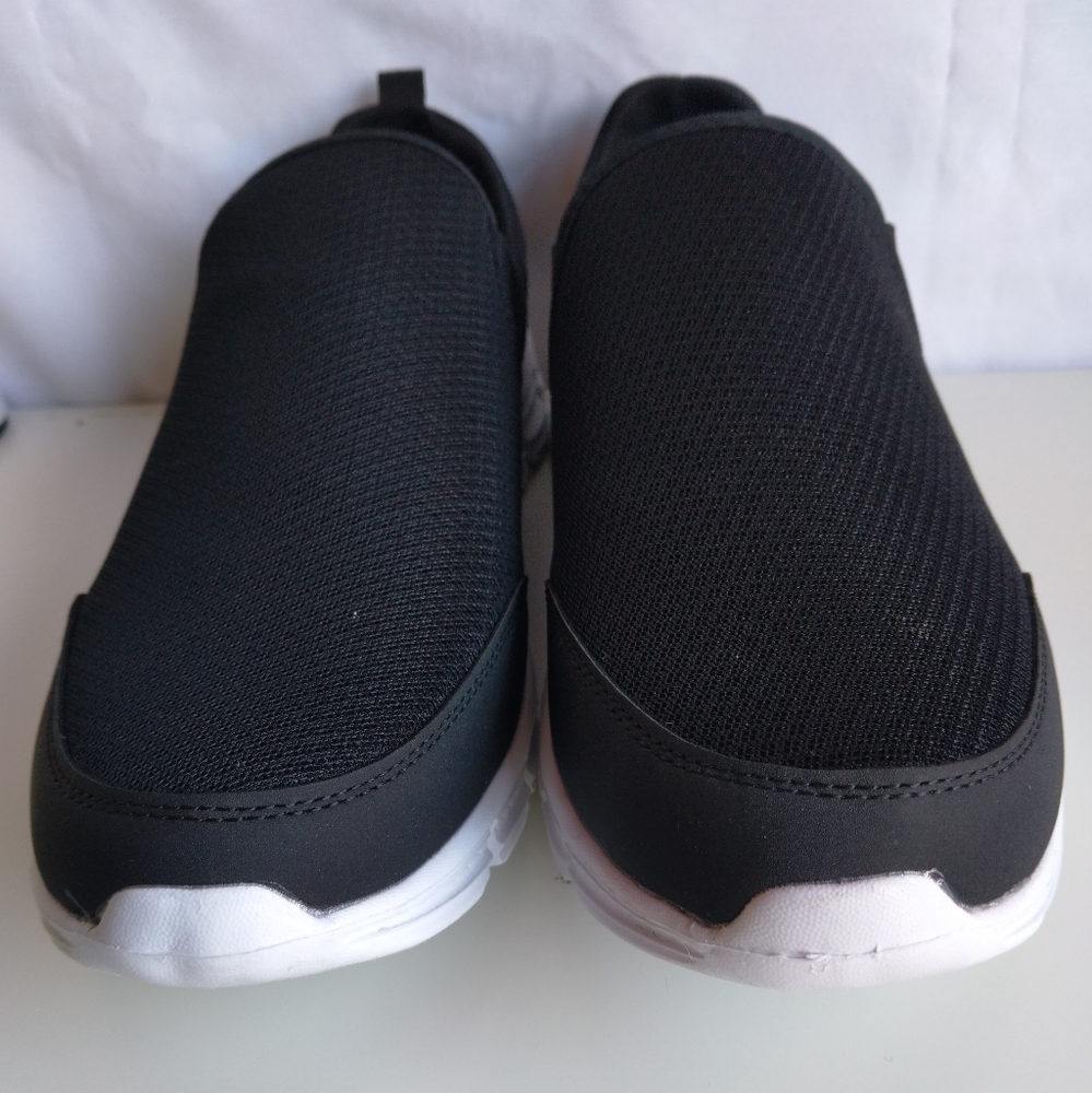 Shoes - Picture 3 of 6